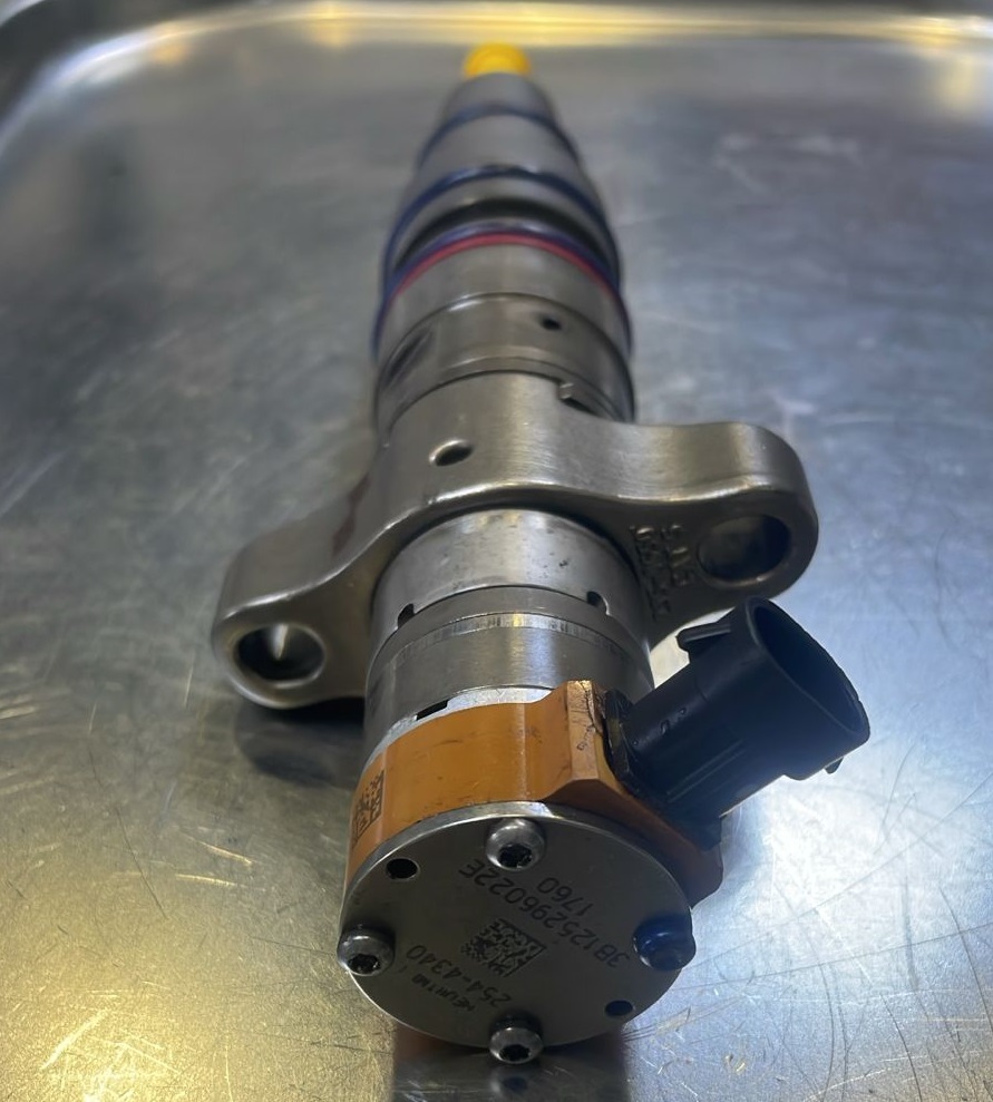 CAT C9 Injector
